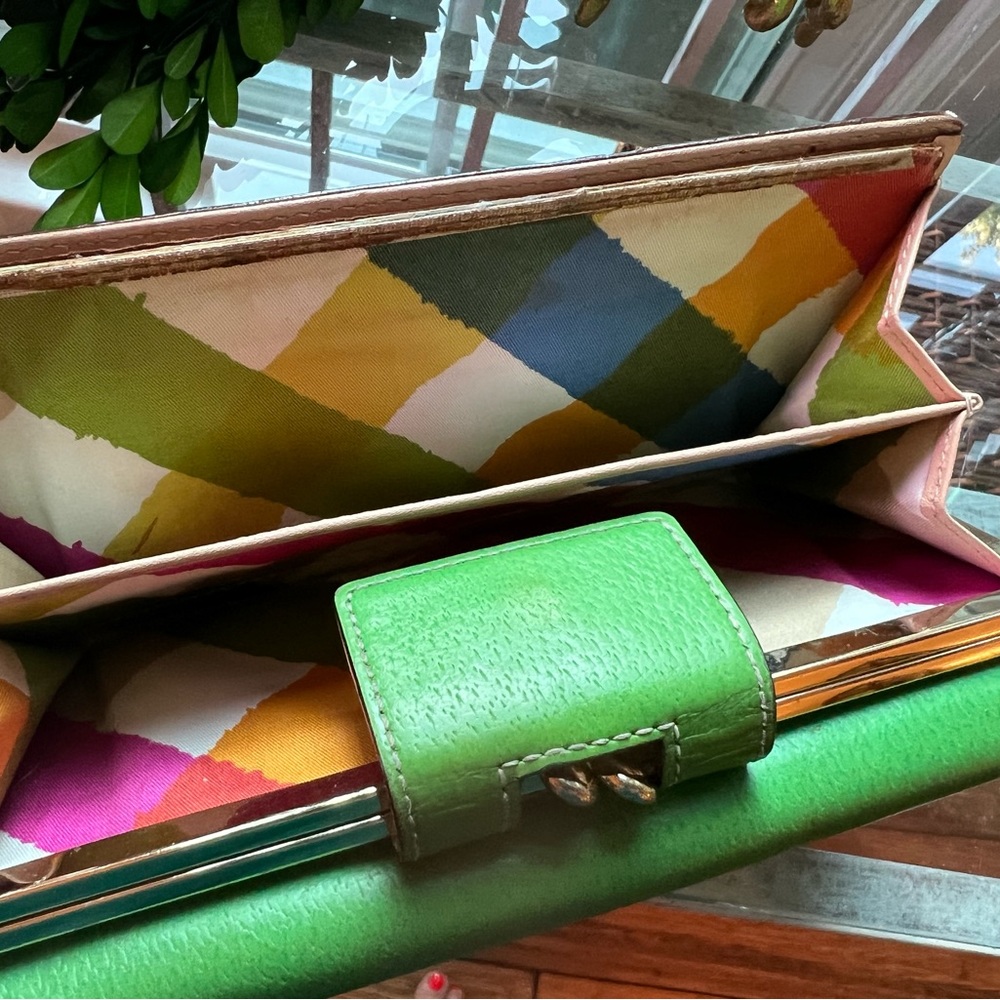 Vintage Kate Spade Green Leather Wallet Double Snap Closure Gold Accents - Picture 4 of 8